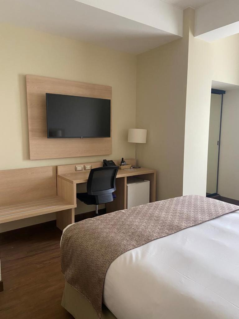 Del Prado Hotel